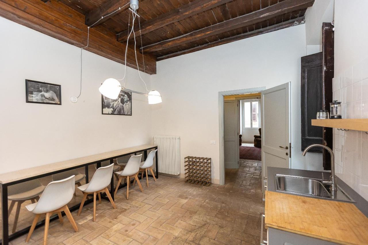 Rome Historical Apartment - Arco Dei Banchi 외부 사진